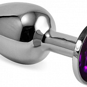 Серебристая гладкая анальная пробка с фиолетовым кристаллом - 5,5 см.