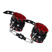 
Черно-красные наручники из натуральной кожи фото в интим магазине Love Boat