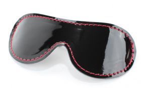 
Чёрная лаковая маска из кожи с красной строчкой фото в интим магазине Love Boat