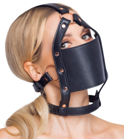 
Черный намордник с кляпом-шаром Head Harness With A Gag фото в интим магазине Love Boat