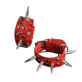 
Красные кожаные наручники с шипами и заклепками  фото в интим магазине Love Boat