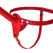 Красный страпон на ремнях с вагинальной пробкой - 15 см.
