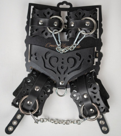 
Черный ажурный кожаный набор фиксаций фото в интим магазине Love Boat
