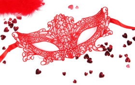 Красная ажурная текстильная маска  Марлен  фото в интим магазине Love Boat