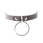 
Черный кожаный чокер с большим кольцом фото в интим магазине Love Boat