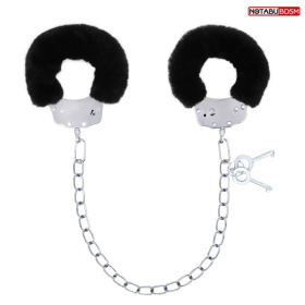 
Металлические оковы с мягкой черной опушкой фото в интим магазине Love Boat