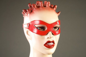 
Красная лакированная маска-очки фото в интим магазине Love Boat