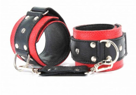 
Красно-чёрные кожаные наручники фото в интим магазине Love Boat
