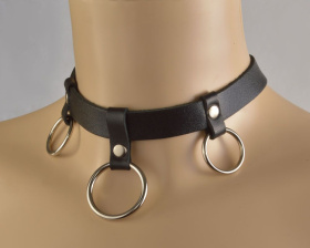 
Черный чокер  Соло  с 3 кольцами фото в интим магазине Love Boat