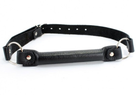 
Черный кожаный кляп-трензель на кольцах фото в интим магазине Love Boat