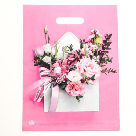 Розовый пакет с цветочным принтом и вырубной ручкой (40х31 см) фото в интим магазине Love Boat
