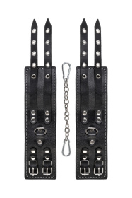 Черные кожаные оковы с двумя ремнями и красной подкладкой