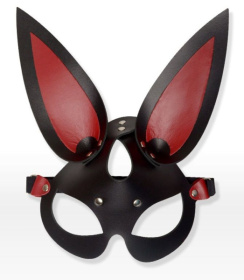 
Черно-красная кожаная маска с длинными ушками фото в интим магазине Love Boat