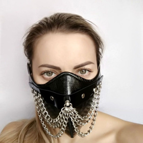 
Чёрная маска на нижнюю часть лица  Шахерезада  фото в интим магазине Love Boat