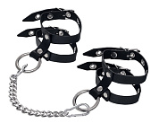 
Черные однослойные кожаные оковы из двух ремешков фото в интим магазине Love Boat